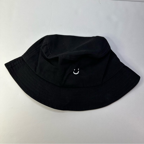 Black Night Call Bucket Hat - Picture 3 of 4